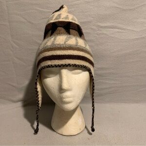 Banana Republic 100% LambsWool Hand knit Earflap Beanie Hat